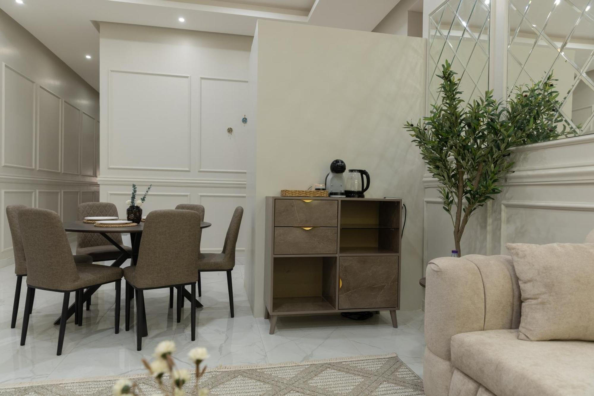 Apartment مودرن مقابلة البوليفارد *